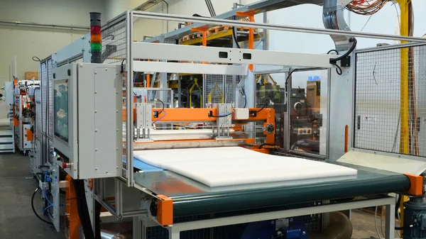 ASERIES Laminating machine for laminating polyethylene and polypropylene foam sheets - Sheet laminating - ALEMO Foam Machinery